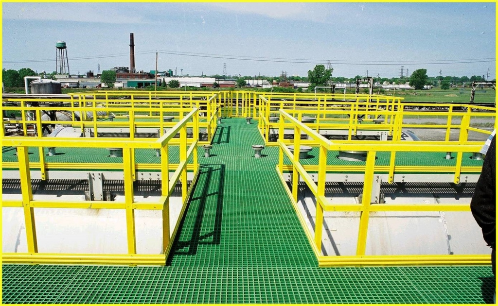 Fibreglass Grating: The Best Way To Stay Protected In Industries
