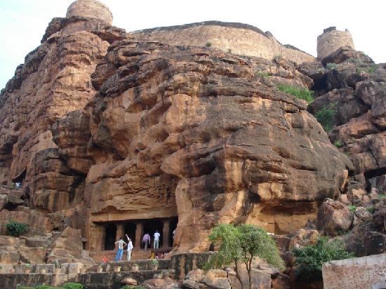 A Refreshing 12 Hour Drive From Bangalore To Explore The Cave Temples Of Badami