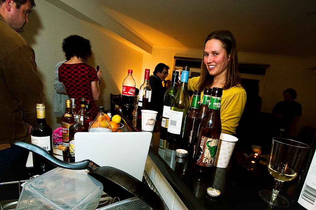 It's Housewarming Time: Get Your Home Bar Ready