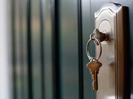 Things You Need To Consider Before Hiring Locksmith Services