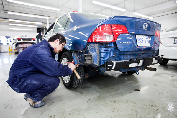 Taking Your Vehicle To An Auto Body Repair Specialist