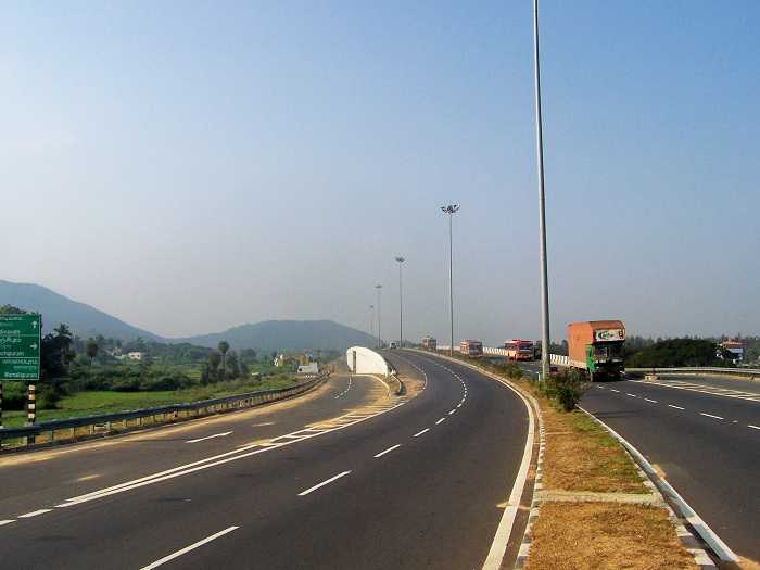 Enjoy The Well-maintained Roads Of Chandigarh In A Self-drive Car