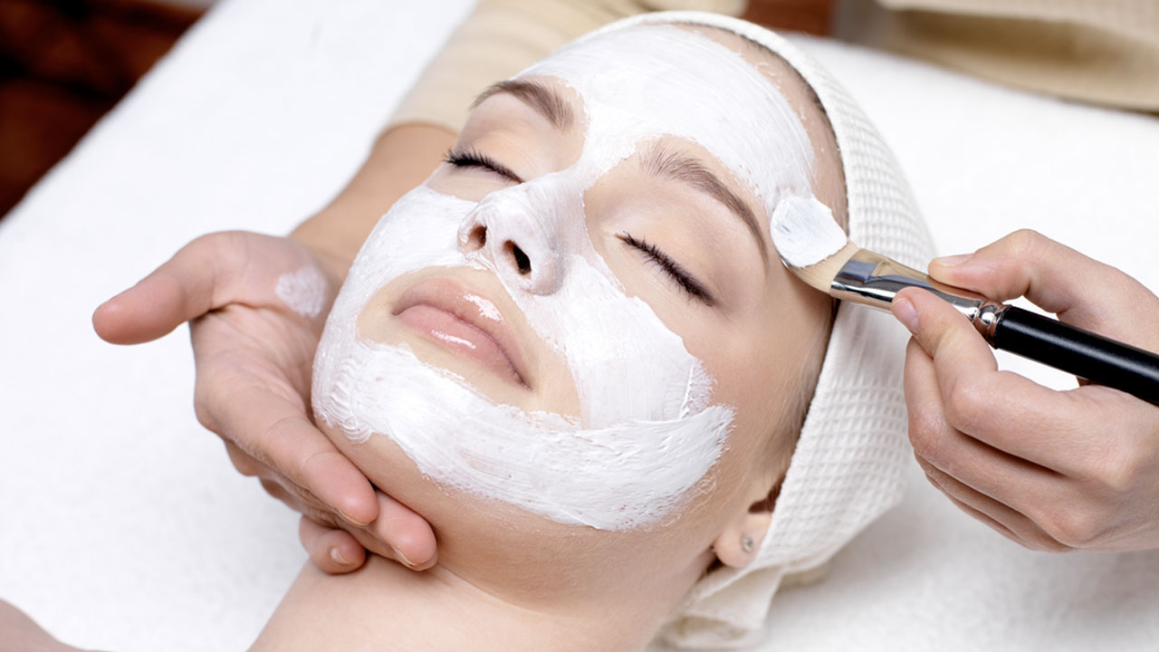 How To Select The Right Facial Treatment For You?