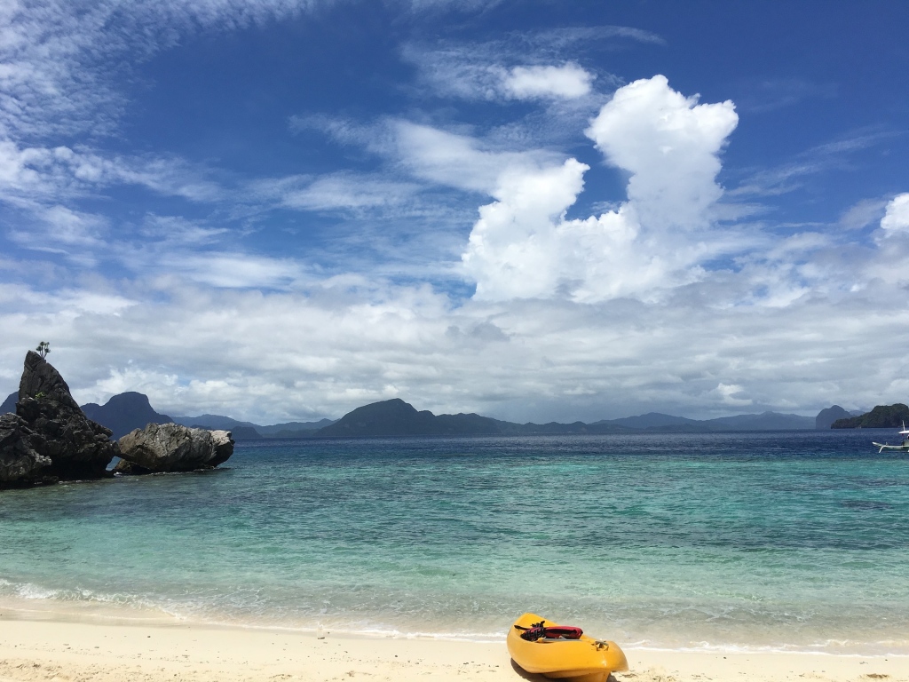 Travelling To Palawan With Your Family Can Be Easy and Cheap