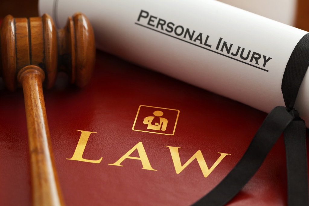 When To Hire A Personal Injury Lawyer