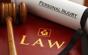 When To Hire A Personal Injury Lawyer