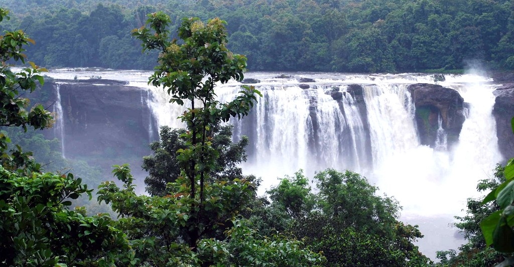 Best Waterfalls In Kerala To Relax, Splash, Chill, and Unwind
