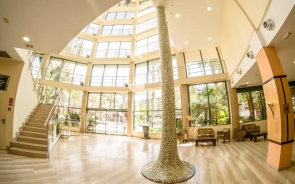 The Benefits Of A Roof Lantern To A Hotel Lobby