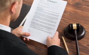 Dan DeKoter Attorney-Understanding The Law Of Contracts In The USA