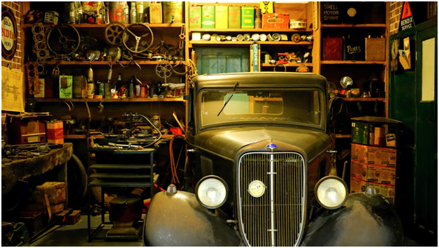 8 Things You Should Never Keep In Your Garage