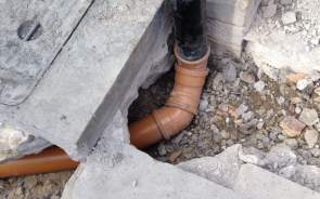 Blocked Drains – Why Hire Professionals?